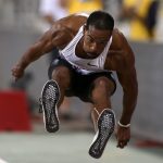 Christian Taylor durante la competencia de salto triple en la Liga Diamante, en el Qatar Sports Club, Doha, Qatar. REUTERS/Ibraheem Al Omari/