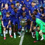 Chelsea celebra con el trofeo tras ganar la Champions League Estadio do Dragao, Porto, Portugal. 29 mayo 2021 Pool via REUTERS/Michael Steele