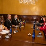 La delegación de la CIDH liderada por su presidenta, Antonia Urrejola se reunió con el Presidente Iván Duque quien dio la bienvenida a la visita de trabajo donde se mantuvo un diálogo abierto sobre la situación de DDHH en el contexto de las protestas. Foto CIDH