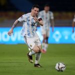 Lionel Messi durante partido clasificatorio para la Copa del Mundo entre las selecciones de Argentina y Colombia. Estadio Metropolitano, Barranquilla, Colombia. 8 de junio de 2021. REUTERS/Luisa González