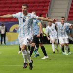 Guido Rodríguez celebra tras anotar el gol con el que Argentina ganó a Uruguay en Copa América. Estadio Mane Garrincha, Brasilia, Brasil. 18 de junio de 2021.
REUTERS/Henry Romero