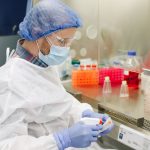 El grupo privado Sura anunció que este proyecto desarrollará vacunas para enfermedades como la COVID-19, dengue, chikunguña, fiebre amarilla, influenza y zika.