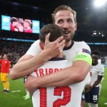 Harry Kane celebra tras anotar el gol del triunfo de Inglaterra sobre Dinamarca en semifinales de la Eurocopa