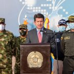 El Ministro de Defensa, Diego Molano, presidió una rueda de prensa en la Dijín, en la que habló de los avances en la investigación sobre  la muerte del Presidente de Haití. Estuvo acompañado por el Comandante General de las Fuerzas Militares, General Luis Fernando Navarro y del
Director de la Pôlicía. General Jorge Luis Vargas. Fotos: Karen Salamanca/Mindefensa