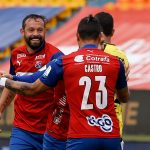 Javier Reina de Deportivo Independiente Medellín celebra con sus compañeros de equipo despues de anotar su gol a Alianza Petrolera durante partido de la fecha 18 entre Deportivo Independiente Medellín y Alianza Petrolera por la Liga BetPLay DIMAYOR I 2021 jugado en el estadio Atanasio Girardot de la ciudad de Medellín. Foto: VizzorImage / Donaldo Zuluaga / Cont.