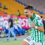 Jonathan Marulanda de Nacional celebra después de anotar el segundo gol de su equipo partido por la fecha 4 de la Liga BetPlay DIMAYOR II 2021 entre Atlético Nacional y Deportivo Cali jugado en el estadio Atanasio Girardot de la ciudad de Medellín.Foto: VizzorImage / Donaldo Zuluaga / Cont