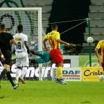 Harlen Castillo arquero del Pereira en acción durante partido por la fecha 5 de la Liga BetPlay DIMAYOR II 2021 entre Once Caldas y Deportivo Pereira jugado en el estadio Palogrande de la ciudad de Manizales.Foto: VizzorImage / John Jairo Bonilla / Cont