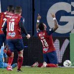 Leonardo Castro del Medellín celebra después de anotar el primer gol de su equipo durante el partido por la fecha 9 Liga BetPlay DIMAYOR II 2021 entre Jaguares de Córdoba F.C. y Deportivo Independiente Medellín jugado en el estadio Jaraguay de la ciudad de Montería Foto: VizzorImage / Andres Felipe Lopez / Cont