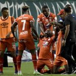 Emerson Batalla del Cali celebra después de anotar el primer gol de su equipo durante partido entre Deportivo Cali y América de Cali por la fecha 9 de la Liga BetPlay DIMAYOR II 2021 jugado en el estadio Deportivo Cali de la ciudad de Palmira. Foto: VizzorImage / Gabriel Aponte / Staff