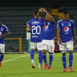 Harrison Mojica de Millonarios celebra después de anotar el primer gol de su equipo durante partido entre Millonarios F.C. y Atlético Huila por la fecha 10 de la Liga BetPlay DIMAYOR II 2021 jugado en el estadio Nemesio Camacho El Campin de la ciudad de Bogotá. Foto: VizzorImage / Daniel Garzon / Cont.