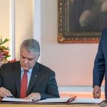 Presidente Iván Duque Márquez, tras firmar el Acuerdo de Cooperación con el Fiscal de la Corte Penal Internacional (CPI), Karim Khan, del cierre del examen preliminar a Colombia que, desde 2004, realizaba este tribunal internacional.