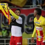 Rafael Navarro del Pereira celebra después de anotar el primer gol de su equipo partido entre Deportivo Pereira y Atlético Bucaramanga por la fecha 16 de la Liga BetPlay DIMAYOR II 2021 jugado en el estadio Hernán Ramírez Villegas en Pereira. Foto: VizzorImage / Pablo Bohorquez / Cont