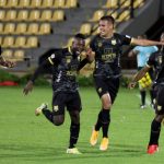 Jhon Fredy Miranda de Águilas celebra después de anotar el segundo gol de su equipo durante partido por la fecha 18 como parte de la Liga BetPlay DIMAYOR II 2021 entre Deportivo Pasto y Águilas Doradas Rionegro jugado en el estadio Departamental La Libertad de Pasto.  Foto zzorImage / Leonardo Castro / Cont