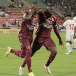 Sergio Mosquera del Tolima celebra el segundo gol de su equipo partido entre Deportes Tolima y América de Cali en partido de Fecha 2 cuadrangulares como parte de la Liga Betplay DIMAYOR 2021 II jugado en el estadio Manuel Murillo Toro de la ciudad de Ibagué. Foto: VizzorImage / Juan Torres / Cont