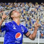 David Macalister Silva de Millonarios celebra después de anotar el primer gol de su equipo durante partido entre Alianza Petrolera y Millonarios F.C. por la fecha 25, cuadrangulares semifinales, de la Liga BetPlay DIMAYOR II 2021 jugado en el estadio Daniel Villa Zapata de la ciudad de Barrancabermeja. Foto: VizzorImage / José Martínez / Cont