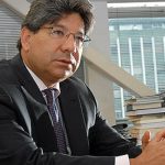 Magistrado de la Corte Constitucional Alejandro Linares