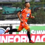 Daniel Londoño del Envigado celebra su gol contra Deportivo Pasto durante partido por la fecha 2 entre Envigado y el Deportivo Pasto como parte de la Liga BetPlay DIMAYOR I 2022 jugado en el estadio Polideportivo Sur de Envigado . Foto: VizzorImage / Luis Benavides/ Contribuidor