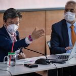 La alcaldesa Claudia López y el viceministro del Interior, Carlos Alberto Baena, llegaron a dos acuerdos