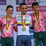 Daniel Martínez, Esteban Chaves y Diego Camargo en el podio del Campeonato Nacional de Ruta. Foto FCC
