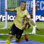 Fredy Salazar de Águilas celebra después de anotar el primer gol de su equipo durante partido por la fecha 8 entre Águilas Doradas Rionegro y Patriotas Boyacá como parte de la Liga BetPlay DIMAYOR I 2022 jugado en el estadio Alberto Grisales de la ciudad de Rionegro. Foto: VizzorImage / Andres Alvarez / Cont