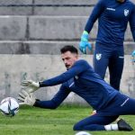 Guillermo Viscarra arquero de Bolivia ,en entrenamiento antes de viajar a Colombia
