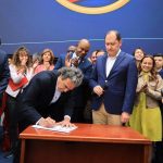 Fajardo inscribe candidatura a Presidencia de Colombia