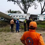 Se accidenta avión tipo Douglas DC-3 de la Policía Nacional.Foto Periódico del Meta