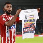 Miguel Borja del Junior celebra después de anotar el segundo gol de su equipo durante partido entre Atlético Junior y Atlético Bucaramanga por la fecha 16 como parte de la Liga BetPlay DIMAYOR I 2022 jugado en el estadio Metropolitano Roberto Melendez de la ciudad de Barranquilla.  Foto: VizzorImage / Jesus Rico / Cont
