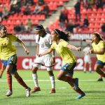 Jugadoras de la Selección femenina de futbol sub 20 de Colombia celebran triunfo 3-0 ante  Venezuela. Foto FCF