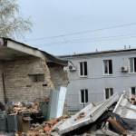 Tropas rusas disparan contra la planta en Járkiv con el sistema Uragan.Foto UKRIFORM