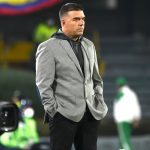 Martín Cardetti director técnico del Independiente Santa Fe dejó este lunes el banquillo de Independiente Santa Fe ante la decepcionante campaña que tiene al equipo bogotano por fuera de la liguilla final .  Foto: VizzorImage / Samuel Norato / Contribuidor