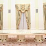 El presidente ruso Vladimir Putin (L) y el Secretario General de la ONU, Antonio Guterres (R), se reúnen en el Kremlin en Moscú, Rusia, el 26 de abril de 2022.EFE/EPA/VLADIMIR ASTAPKOVICH / KREMLIN POOL / SPUTNIK