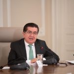 Ministro de Salud, Fernando Ruiz,