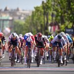 El francés Arnaud Démare (Groupama) logró la victoria al esprint en la quinta etapa del Giro de Italia Foto Massimo Paolone/LaPresse