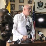 Seis caravanas recorrerán Miami el próximo domingo antes de confluir en un acto para pedir a los colombianos que voten masivamente en las elecciones presidenciales con el fin de impedir que su país se convierta en otra Cuba, Nicaragua o Venezuela, informaron este miércoles los organizadores entre ellos Orlando Gutiérrez , de la Asamblea de la Resistencia Cubana. EFE/ Ana Mengotti