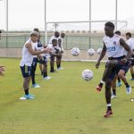 Los jugadores de la selección Colombia entrenan en Torre Pacheco, Murcia, antes de disputar el amistoso frente a la selección de Arabia Saudí el próximo domingo en el estadio Enrique Roca de Murcia. EFE/Marcial Guillén