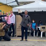El candidato presidencial, Gustaqvo Petro depositando su voto para la Segunda Vuelta 2022