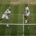 Los colombianos Juan Sebastián Cabal y Robert Farah se clasificaron este martes a sus segundas semifinales en Wimbledon