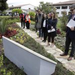 El Jardín de la Amistad España-Colombia, dedicado al poeta, novelista y ensayista José Manuel Caballero Bonald, Premio Cervantes de 2012 y promotor de los lazos intelectuales entre los dos países, fue inaugurado este miércoles en la sede del Instituto Caro y Cuervo, en las afueras de Bogotá. EFE/ Carlos Ortega