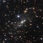 La visión infrarroja más profunda y nítida del universo hasta la fecha, ¡el primer campo profundo de Webb!.Foto LA NASA