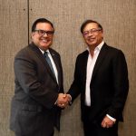 El embajador encargado de Estados Unidos en Colombia, Francisco Palmieri, se reunió este lunes con el presidente electo de Colombia, Gustavo Petro