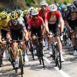 Nairo Quintana estaba exultante en la meta de Foix, tras haber subido dos puestos en la general y acercarse al podio, su objetivo en la carrera, lo que le permitió salir al paso de las críticas de que su equipo es pequeño.