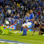 _ Millonarios derrotó a Envigado en el estadio Nemesio Camacho El Campín, en el inicio de la cuarta fecha del fútbol colombiano
