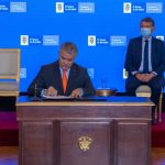 A pocos días de terminar su mandato el expresidente Iván Duque dejo listo el decreto con el que se aumenta el salario de senadores y representantes a la Cámara.