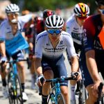 Superman López se metió al Top 10 de La Vuelta en nueva exhibición de Evenepoel