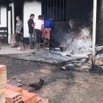 Así quedó la vivienda luego de prenderle fuego en Landázuri, Santander. Foto Cortesía de EL FRENTE