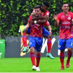 Equidad se enfrentó a Deportivo Pasto para cumplir con la cita de la fecha 13 de la Liga Betplay, un compromiso que finalmente terminó con un hombre menos en cada equipo y con tres puntos muy importantes para los visitantes. Foto DIMAYOR