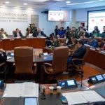 El ministro de Defensa Iván Velásquez participa en debate de control político en Comisión Quinta de Cámara de Representantes, sobre invasión de tierras rurales