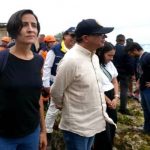 El presidente de la República, Gustavo Petro; la ministra de Ambiente y Desarrollo Sostenible, Susana Muhamad; y una comitiva del alto gobierno, visitaron el Archipiélago este domingo tras el paso del huracán Julia.