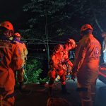 Labores de búsqueda y rescate de dos personas desaparecidas en inmediaciones de los barrios La Azotea y Mesetas, en Villavicencio. Foto Defensa Civil